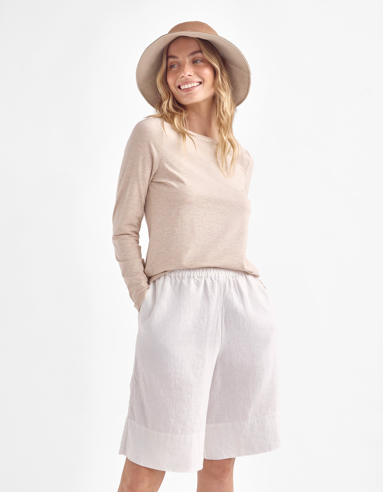 Cinnamon / Beige